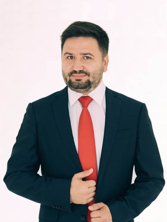 Федоров Вадим Николаевич — ортопед, директор клиники, основатель